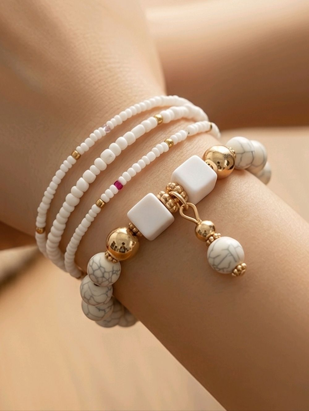 Boho White Gold Beaded Bracelet Set of 4 Stretch Charm Bracelet Stack Minimalist